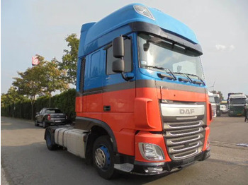 Foto del interior 1: Cabeza tractora DAF XF 440 FT MEGA