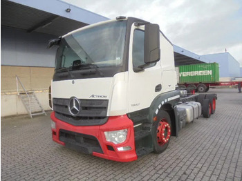 Camión portavehículos MERCEDES-BENZ Actros
