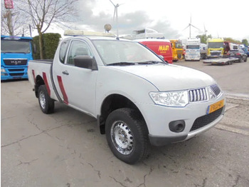Pick-up Mitsubishi L200 4X4 PICK-UP: foto 3