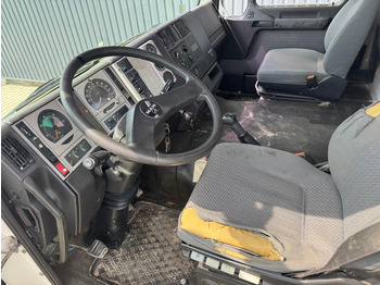 Camión chasis MAN 32.364 chassis truck: foto 5
