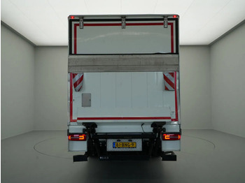 Camión caja cerrada DAF CF 300 FA Sleeping Cab, New APK, Full Tank, New Tacho, 2t Laadklep: foto 5