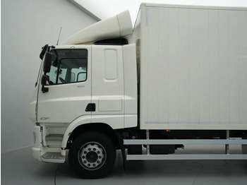 Camión caja cerrada DAF CF 300 FA Sleeping Cab, New APK, Full Tank, New Tacho, 2t Laadklep: foto 2