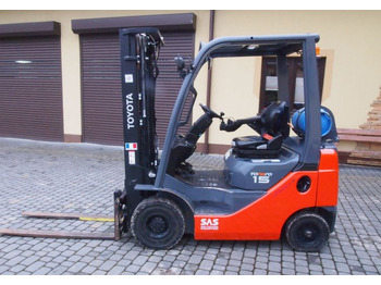 Carretilla elevadora de gas Wózek widłowy Toyota 8FGF15 2018 TRIPLEX system SAS (blokowanie tylnej osi): foto 3