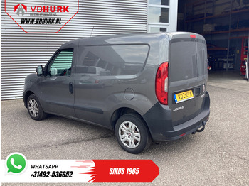 Furgoneta pequeña Fiat Dobló Cargo 1.6 MJ 105 pk 3Pers./ Airco/ Cruise/ Navi/ Trekhaak: foto 2