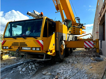 Autogrúa DEMAG