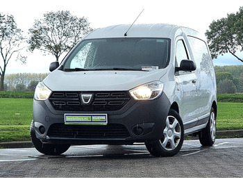 Furgoneta caja cerrada DACIA