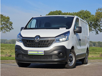 Furgoneta pequeña RENAULT Trafic 2.0