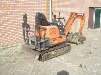 Miniexcavadora Hitachi ZX10U-2: foto 2