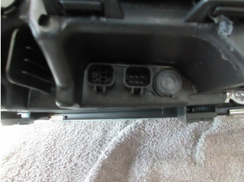 Faro delantero para Camión MAN 81.25101-6664//81.25101-6688 81.25101-6504 RECHTS KOPLAMP TGS TGX NIEUWE !!: foto 5