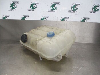 Piezas de recambio para Camión Volvo 21883433 WATER RESERVOIR FH 500 EURO 6: foto 3