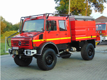 Camión de bomberos UNIMOG