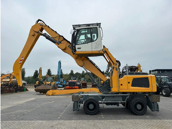 Manipulador de materiales LIEBHERR LH 30 M