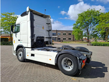 Cabeza tractora Volvo FH13-540 / HYDRAULICS / VEB+ / TUV:01-04-2026 / FRIDGE / AIRCO / SIDESKIRTS / AUTOMATIC / EURO-5 / 2012: foto 3