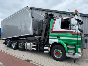 Camión volquete DAF XF 530