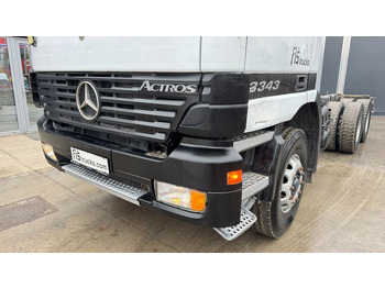 Camión chasis Mercedes-Benz Actros 3331 B 6x4 chassis - big axle: foto 2