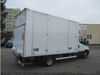 Furgoneta caja cerrada Iveco Daily 35C16: foto 4