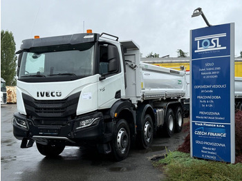 Camión volquete IVECO X-WAY