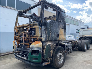 Camión chasis MAN TGX 26.580 Verbrannt 6x4: foto 2