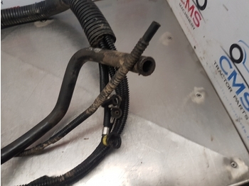 Silenciador/ Sistema de escape para Tractor New Holland T7.200, T7.170, T7.185, Case Puma, Adblue Conduit Assy 84180432: foto 5