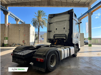 Cabeza tractora MERCEDES-BENZ Actros 1845