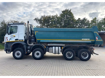 Camión volquete Mercedes-Benz Arocs 4145 AK 8x6 | Wywrotka trójstronna Schmitz Mulde | Klima | Kamera |: foto 4 Camión volquete Mercedes-Benz Arocs 4145 AK 8x6 | Wywrotka trójstronna Schmitz Mulde | Klima | Kamera |: foto 4