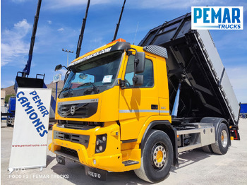 Camión volquete VOLVO FMX