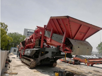 Trituradora móvil Sandvik UH440i Mobile Crushing Plant: foto 3