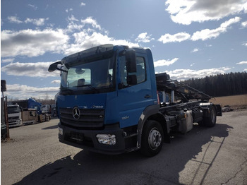 Camión portacontenedor de cadenas MERCEDES-BENZ Atego 1224