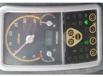 Excavadora de ruedas Hyundai ROBEX 55W-9 EXCAVATOR / SPROWADZONY Z FRANCJI: foto 3