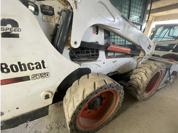 Minicargadora Bobcat S750: foto 4 Minicargadora Bobcat S750: foto 4