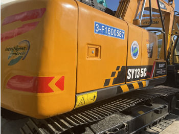 Excavadora de cadenas SANY SY135C: foto 3