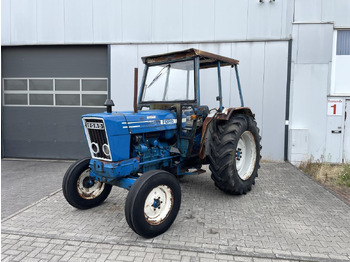Tractor FORD