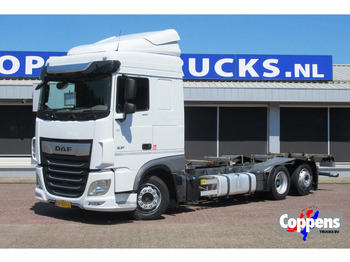 Camión portacontenedore/ Intercambiable DAF XF 450