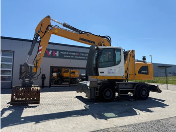 Manipulador de materiales LIEBHERR LH 24 M