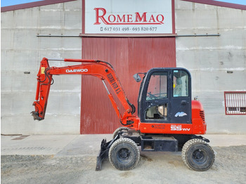 Excavadora de ruedas DAEWOO