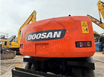 Leasing de  Used excavator doosan dh150  excavators machinery doosan dx60 dx80 dx75 dx225 Good Condition Low price Used excavator doosan dh150  excavators machinery doosan dx60 dx80 dx75 dx225 Good Condition Low price: foto 4