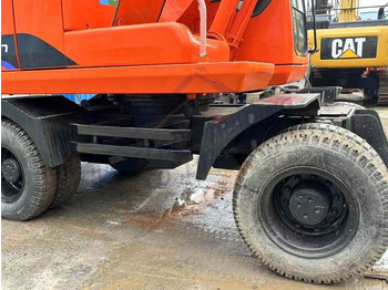 Leasing de  Used excavator doosan dh150  excavators machinery doosan dx60 dx80 dx75 dx225 Good Condition Low price Used excavator doosan dh150  excavators machinery doosan dx60 dx80 dx75 dx225 Good Condition Low price: foto 2