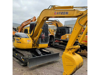Excavadora de cadenas KOMATSU PC220-8