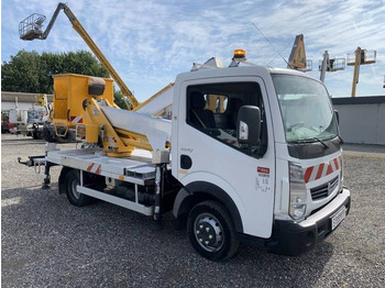 Camión con plataforma elevadora RENAULT Maxity