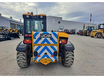 Manipulador telescópico nuevo JCB 525-60E: foto 5
