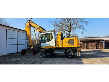 Manipulador de materiales LIEBHERR LH 22 M