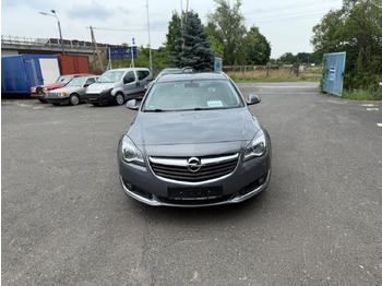 Coche OPEL
