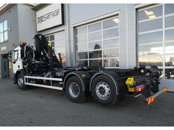 Leasing de  Renault D Wide 26 Renault D Wide 26: foto 3