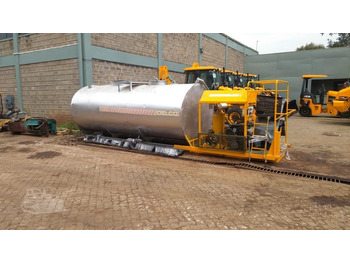 Distribuidor de asfalto nuevo DELCO BD10000: foto 3