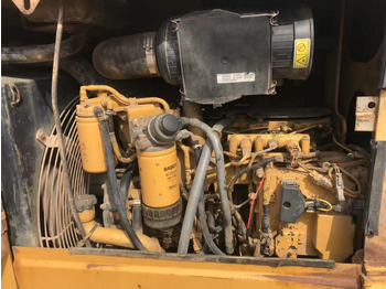 Bulldozer CAT D5K: foto 2