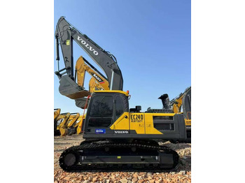 Excavadora de cadenas VOLVO EC240