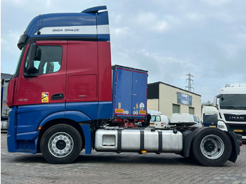 Cabeza tractora Mercedes-Benz Actros Euro 6 / BJ. 2015 / APK: foto 4
