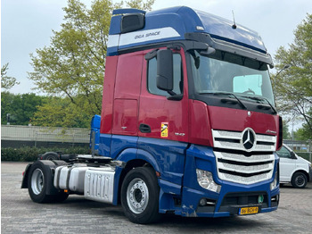 Cabeza tractora Mercedes-Benz Actros Euro 6 / BJ. 2015 / APK: foto 2