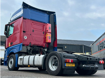 Cabeza tractora Mercedes-Benz Actros Euro 6 / BJ. 2015 / APK: foto 5