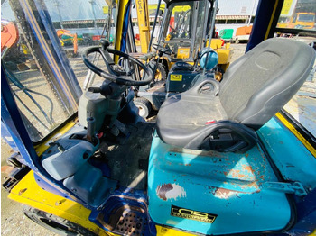 Carretilla elevadora diésel KOMATSU Chariot élévateur diesel FD30T14: foto 5
